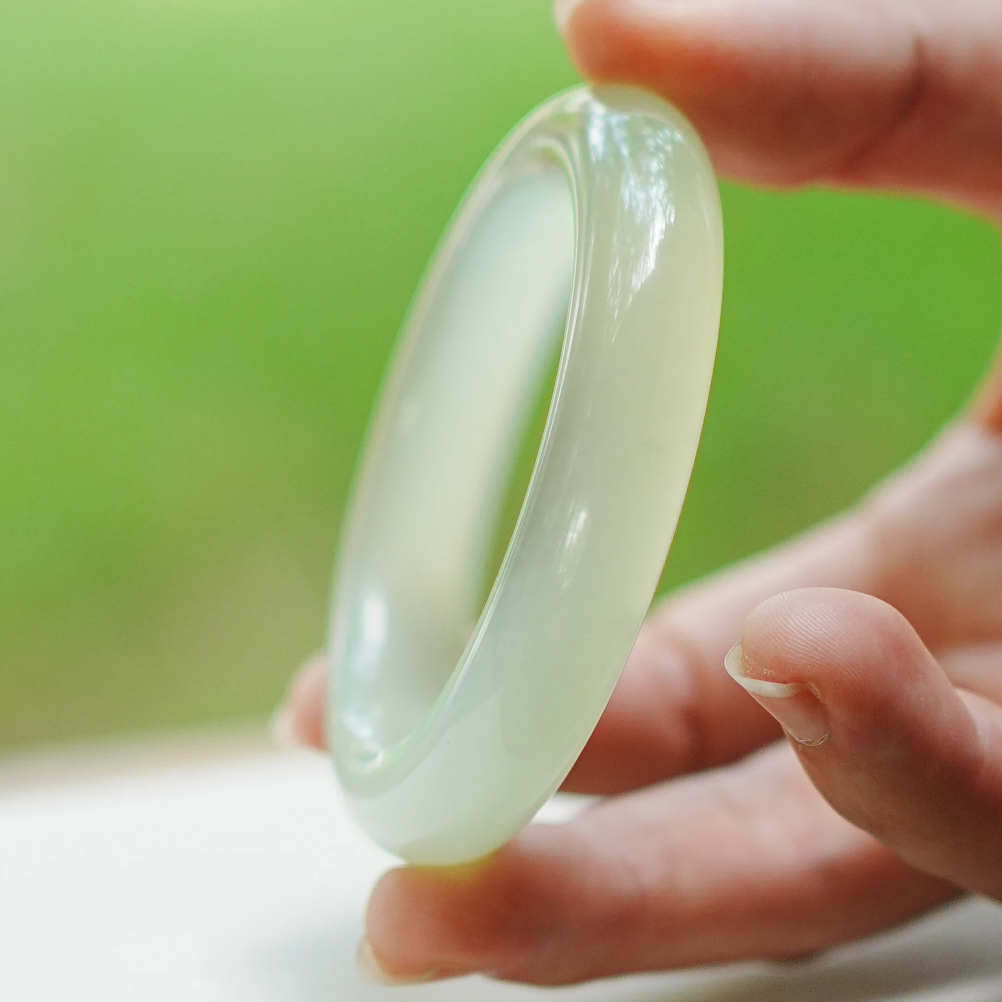 Vòng Tay Ngọc Tụ Nham Xiuyan Tự Nhiên Hoàn Hảo Không Sớ| DZ26040102569 — 2