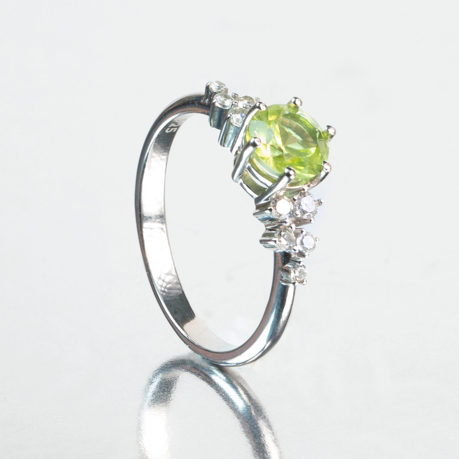 Nhẫn Peridot Thiên Nhiên SR02